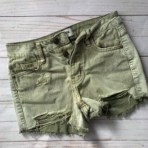 RSQ denim shorts, vintage high rise. Size 24 purchased from Tilly’s. Brand new.